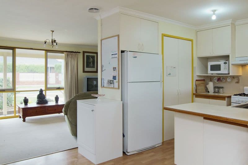 38  Wiltshire Drive, SOMERVILLE VIC 3912, Somerville - Thumbnail 4