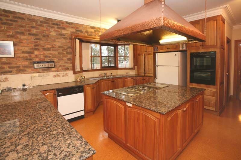 31 Livingstone Road, VERMONT SOUTH VIC 3133, Vermont South - Thumbnail 2