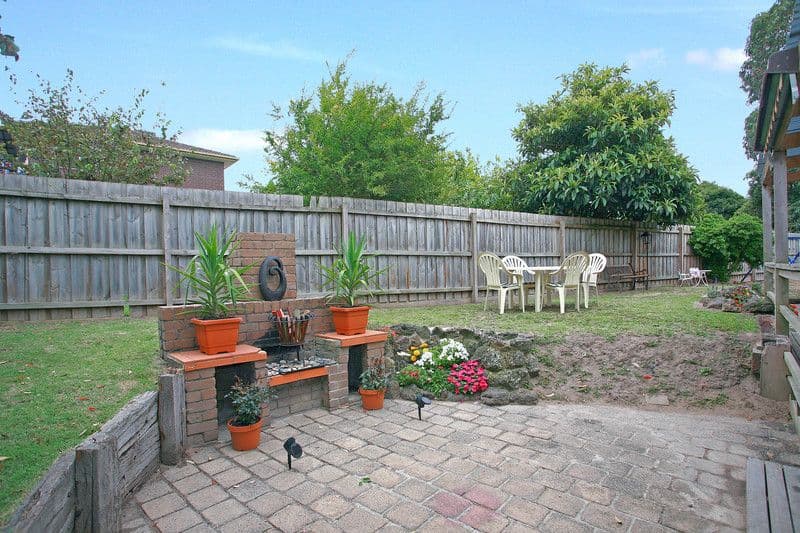 4 Fitzroy Court, ENDEAVOUR HILLS VIC 3802, Endeavour Hills - Thumbnail 6