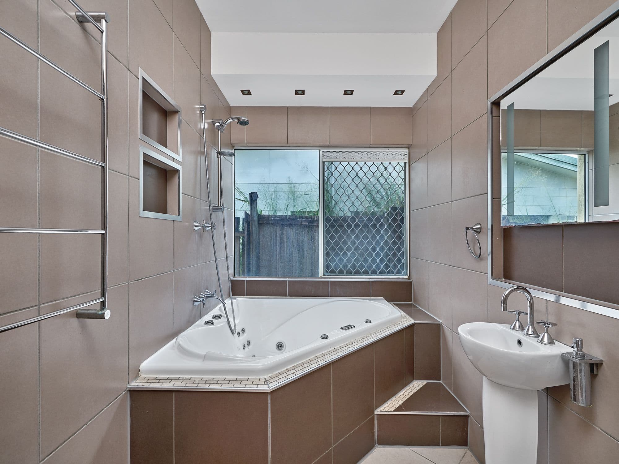 10 Isilwood Close, Edmonton QLD 4869, Edmonton - Thumbnail 8