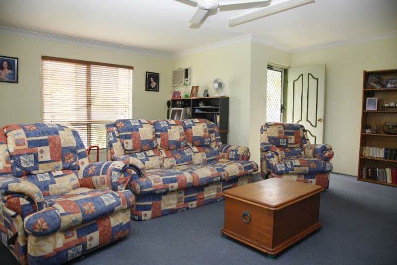 1 Cascade Court, MOUNT LOUISA QLD 4814, Mount Louisa - Thumbnail 5