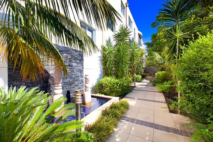 35 Blackbird Crescent, Doreen, Doreen - Thumbnail 2