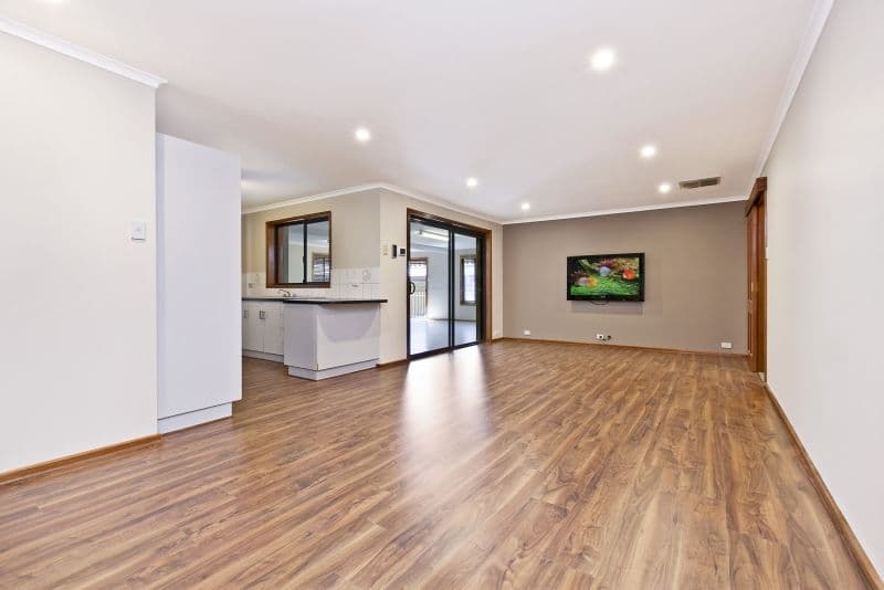 34 Hedgerow Drive, GULFVIEW HEIGHTS SA 5096, Gulfview Heights - Thumbnail 4