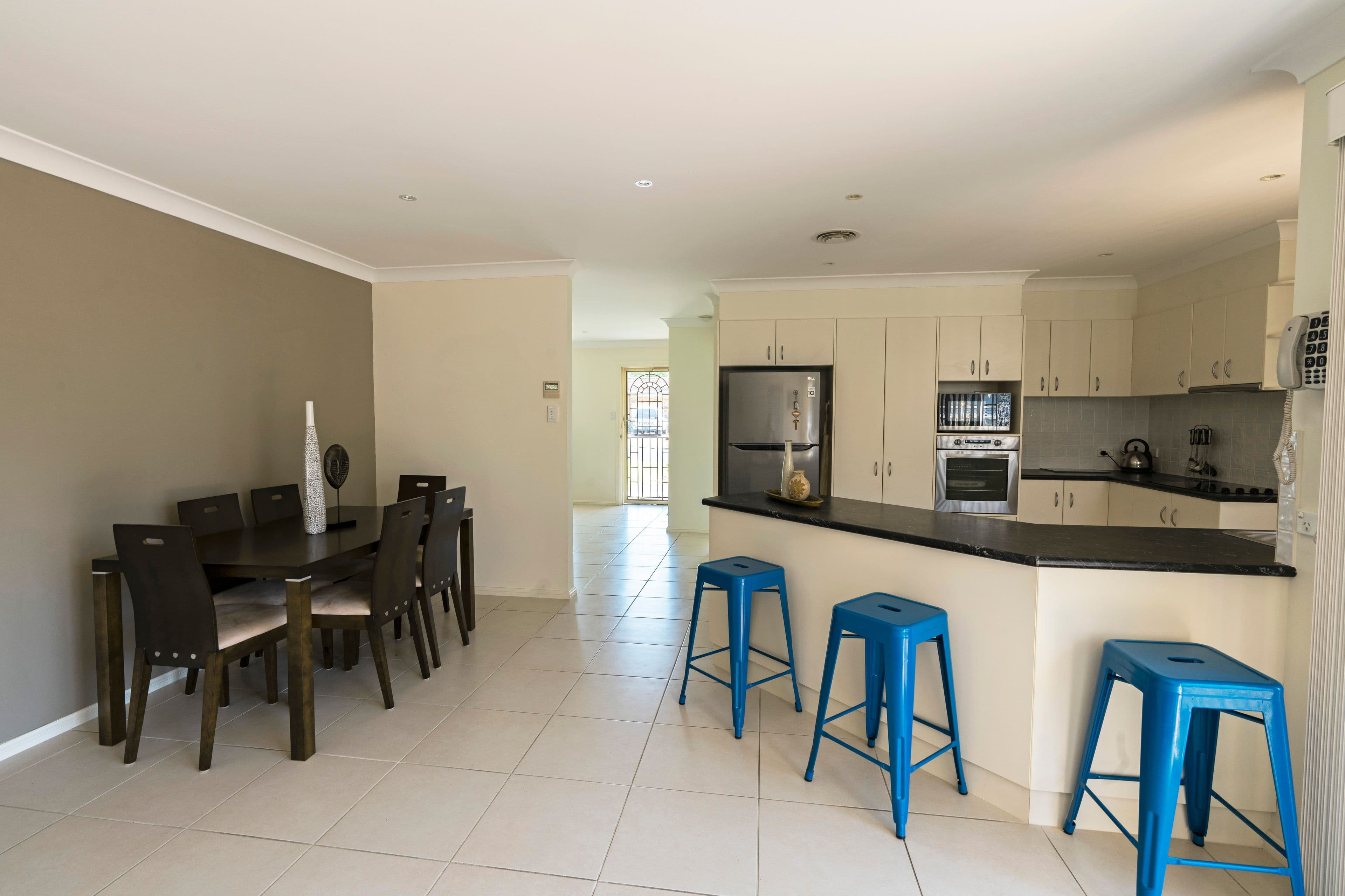 16 Helsinki Parade, Bomaderry NSW 2541, Bomaderry - Thumbnail 2