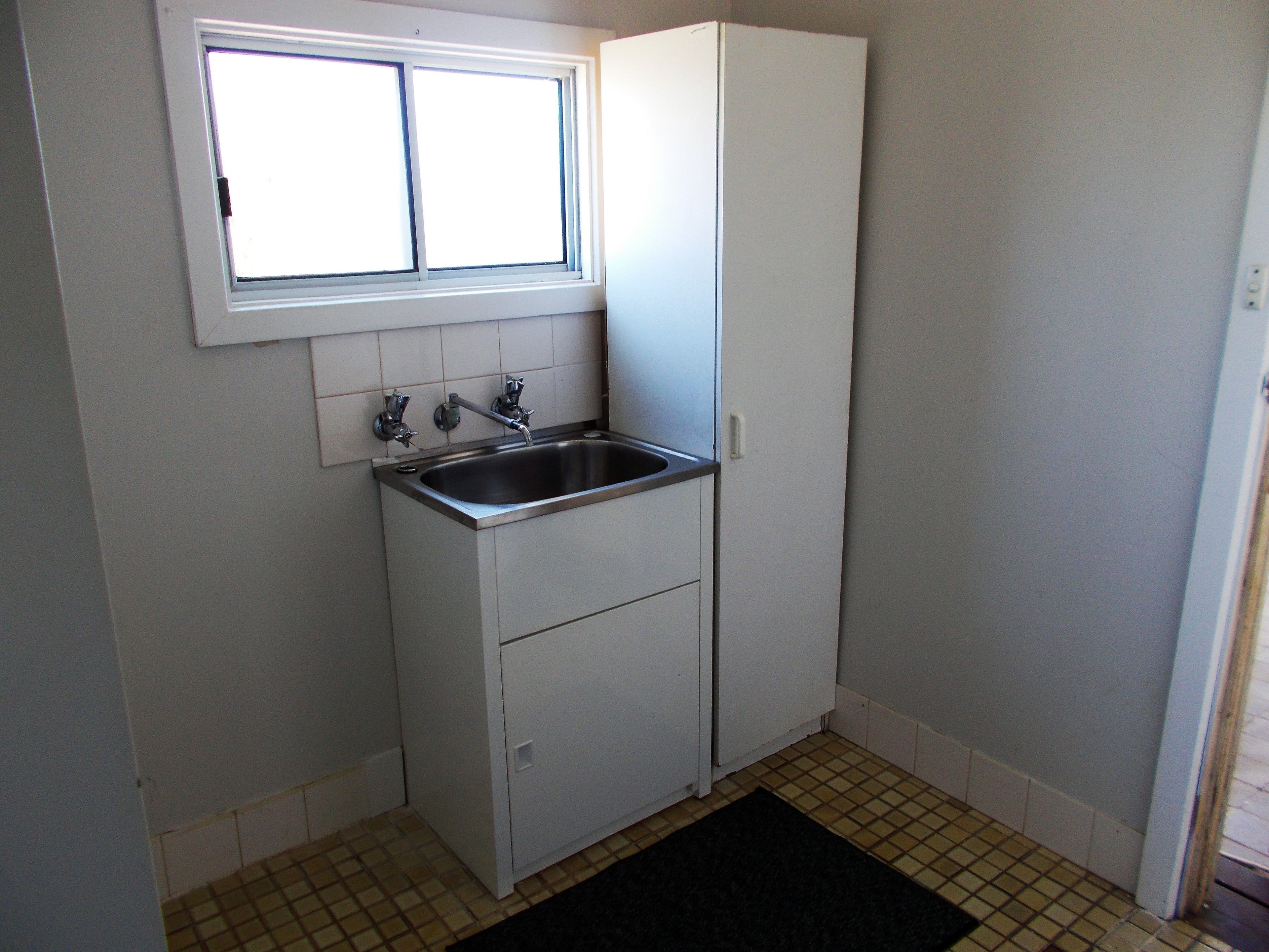 10 Fourth Street, Bordertown SA 5268, Bordertown - Thumbnail 5