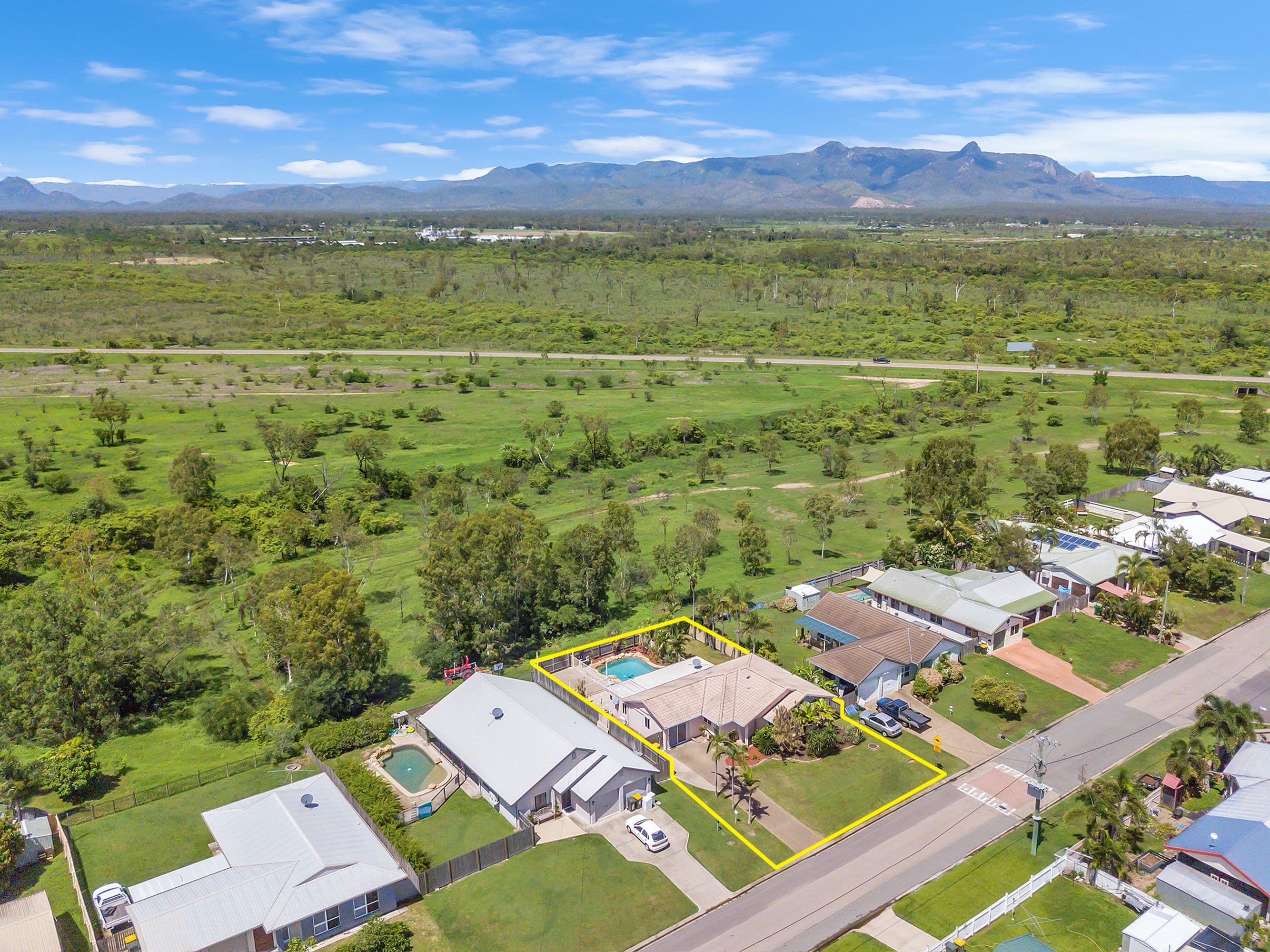 81 Glenrock Drive, Rasmussen QLD 4815, Rasmussen - Image 1