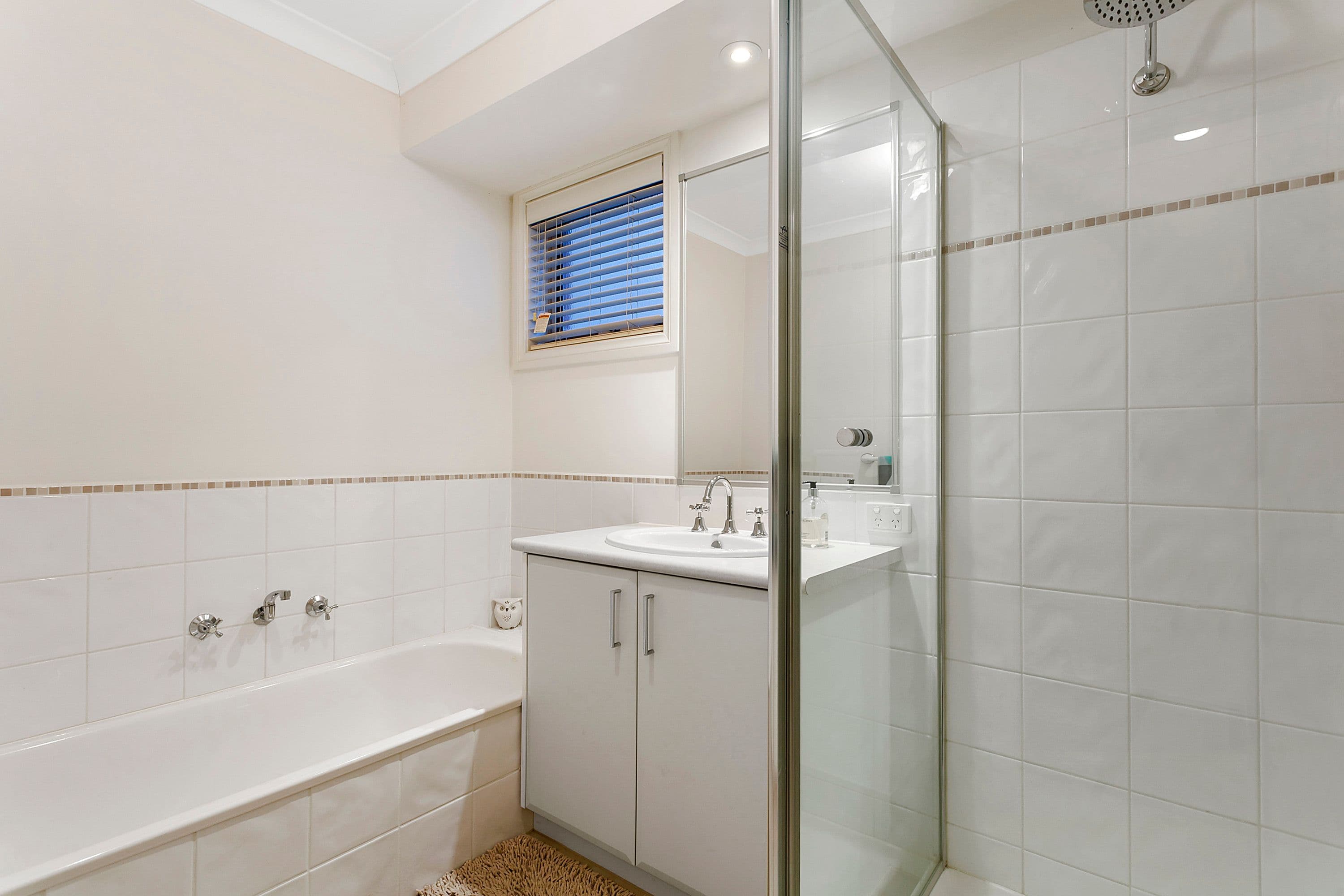 3 Leach Avenue, Box Hill North VIC 3129, Box Hill North - Thumbnail 6