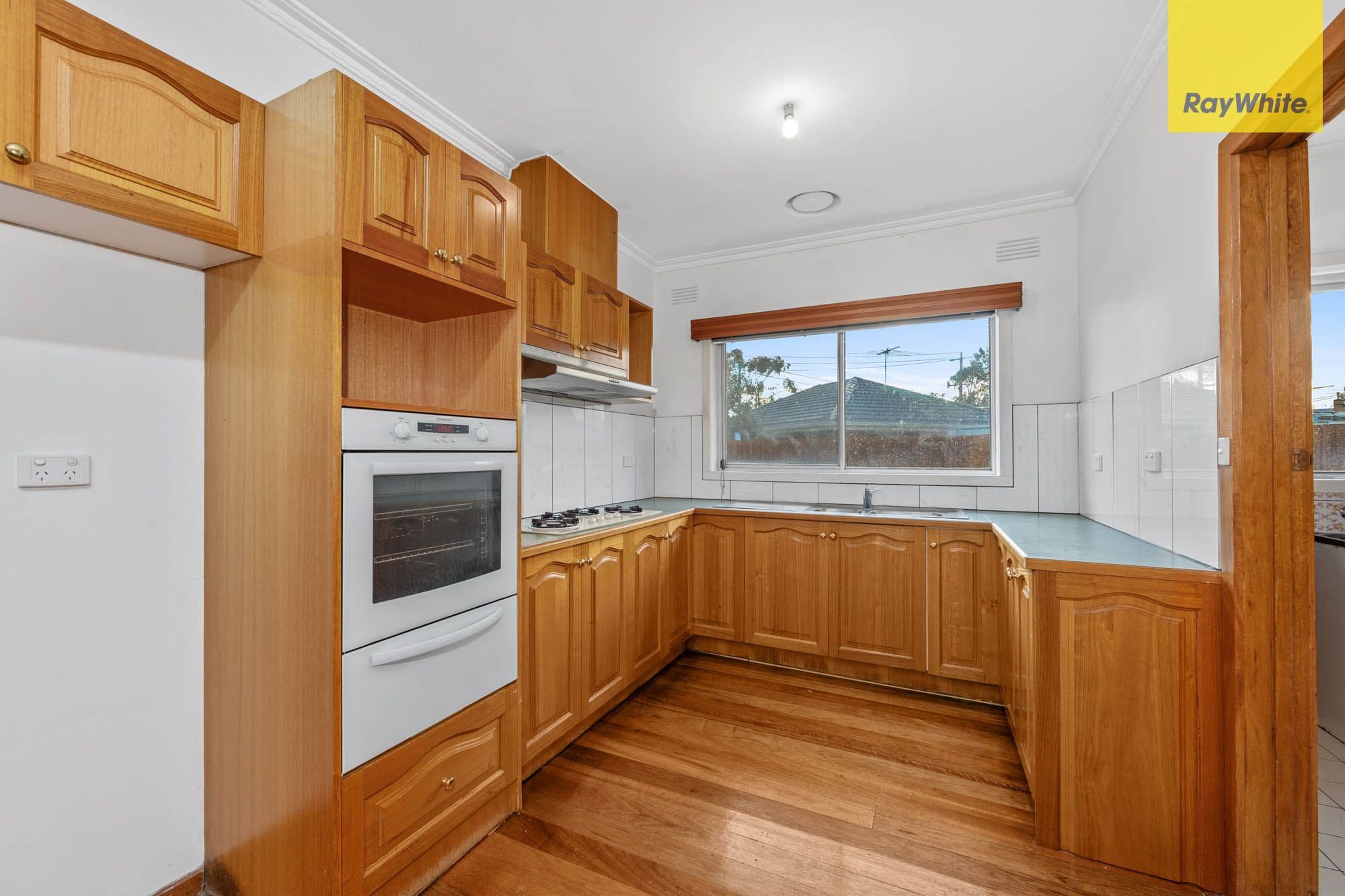 84 Henry Street, St Albans VIC 3021, St Albans - Thumbnail 3