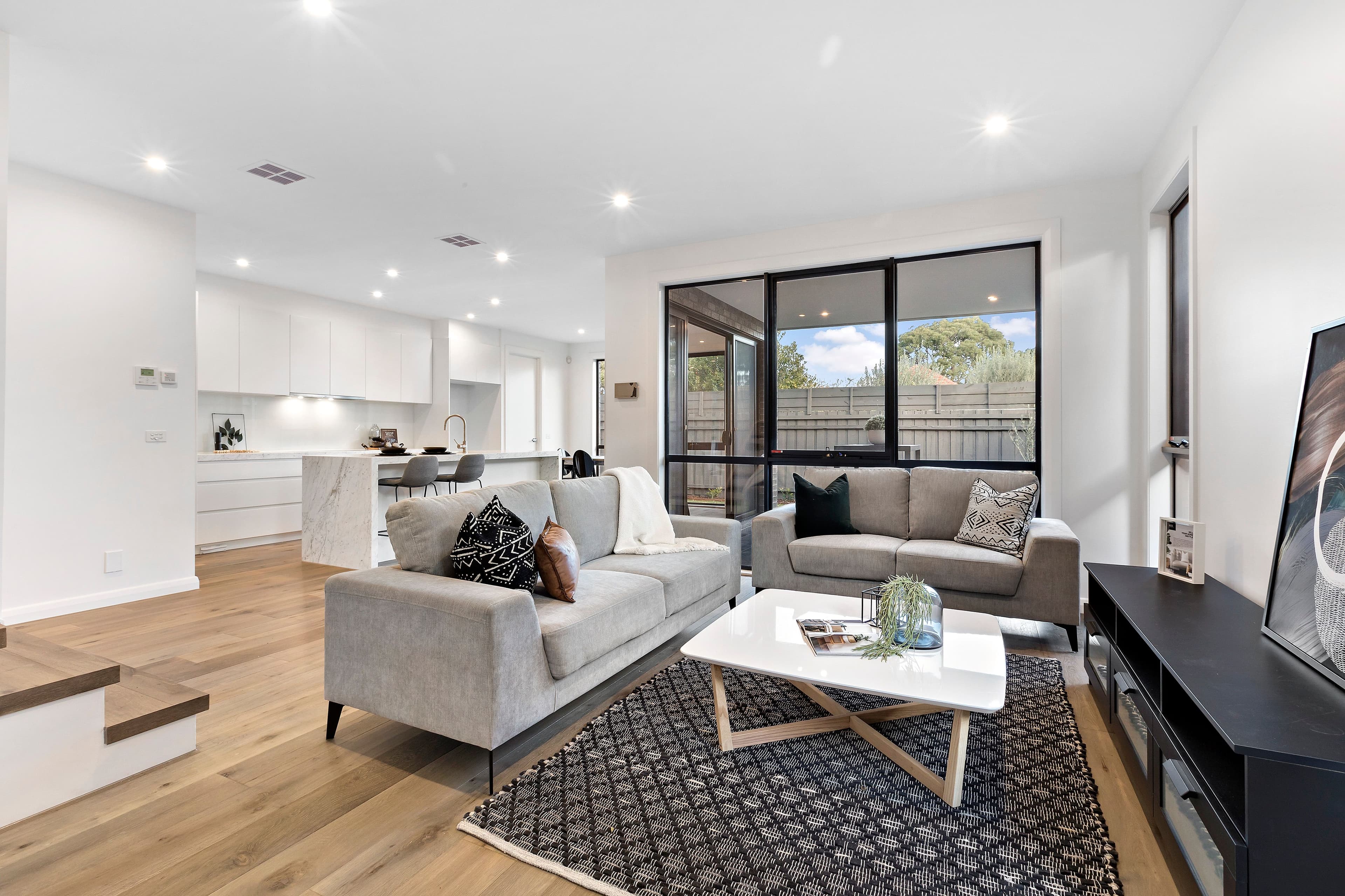 23 Dalston Road, Hughesdale VIC 3166, Hughesdale - Thumbnail 2