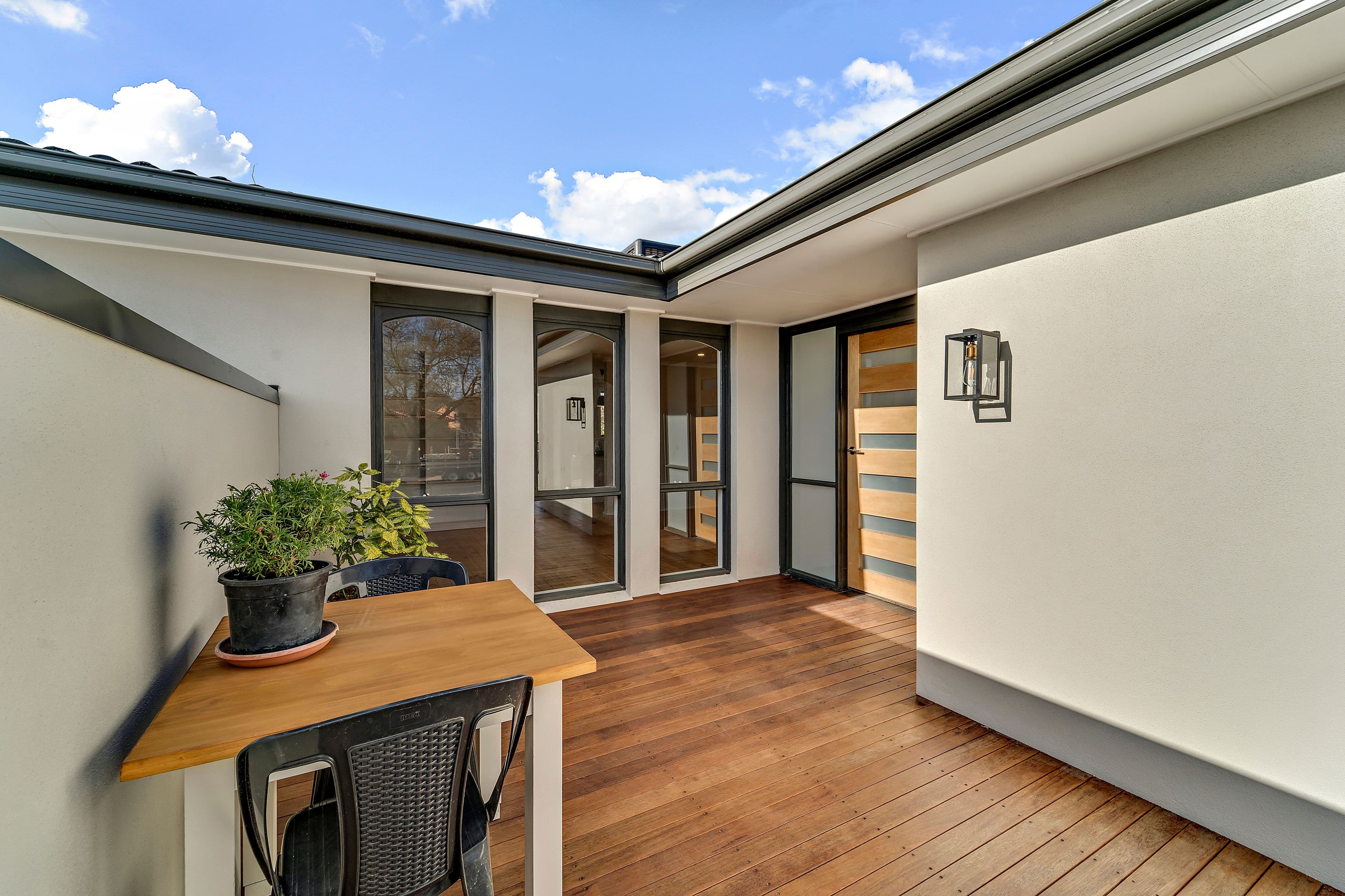 117 Munro Road, Crestwood - Thumbnail 2