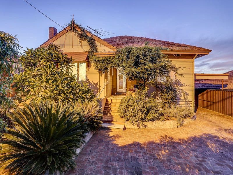 217 Huntriss Road, Doubleview WA 6018, Doubleview - Thumbnail 3