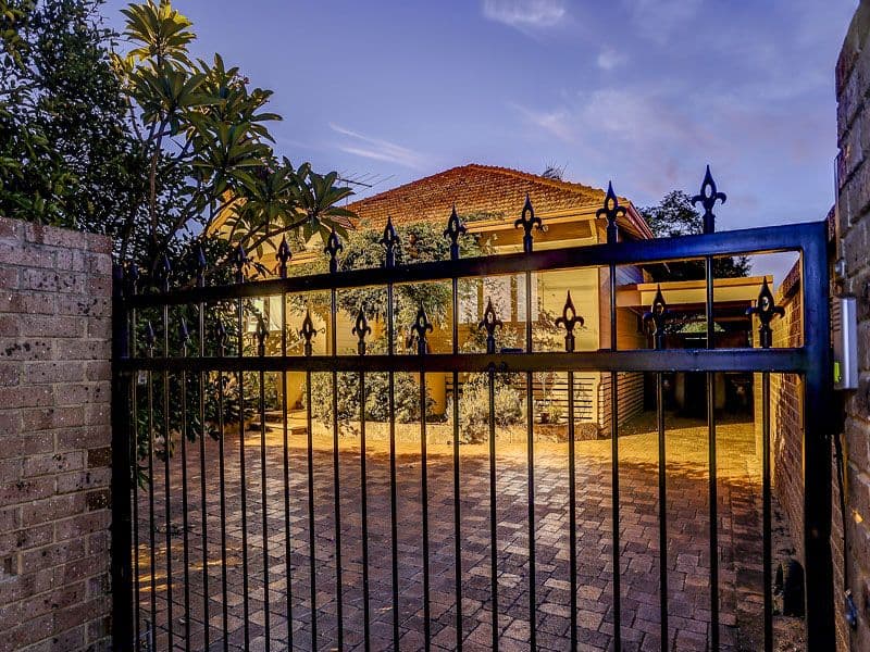 217 Huntriss Road, Doubleview WA 6018, Doubleview - Thumbnail 4
