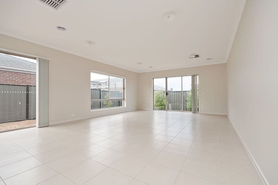 23 Grevillea Street, CRAIGIEBURN VIC 3064, Craigieburn - Thumbnail 4