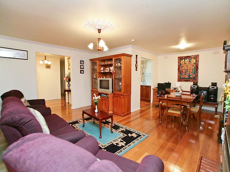 21 Spring Street, TULLAMARINE VIC 3043, Tullamarine - Thumbnail 2