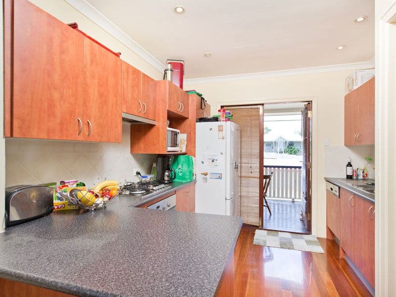 6 Hartfield Drive, Bardon QLD 4065, Bardon - Thumbnail 2