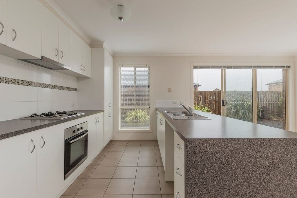14 Woodswallow Street, Jacobs Well QLD 4208, Jacobs Well - Thumbnail 6