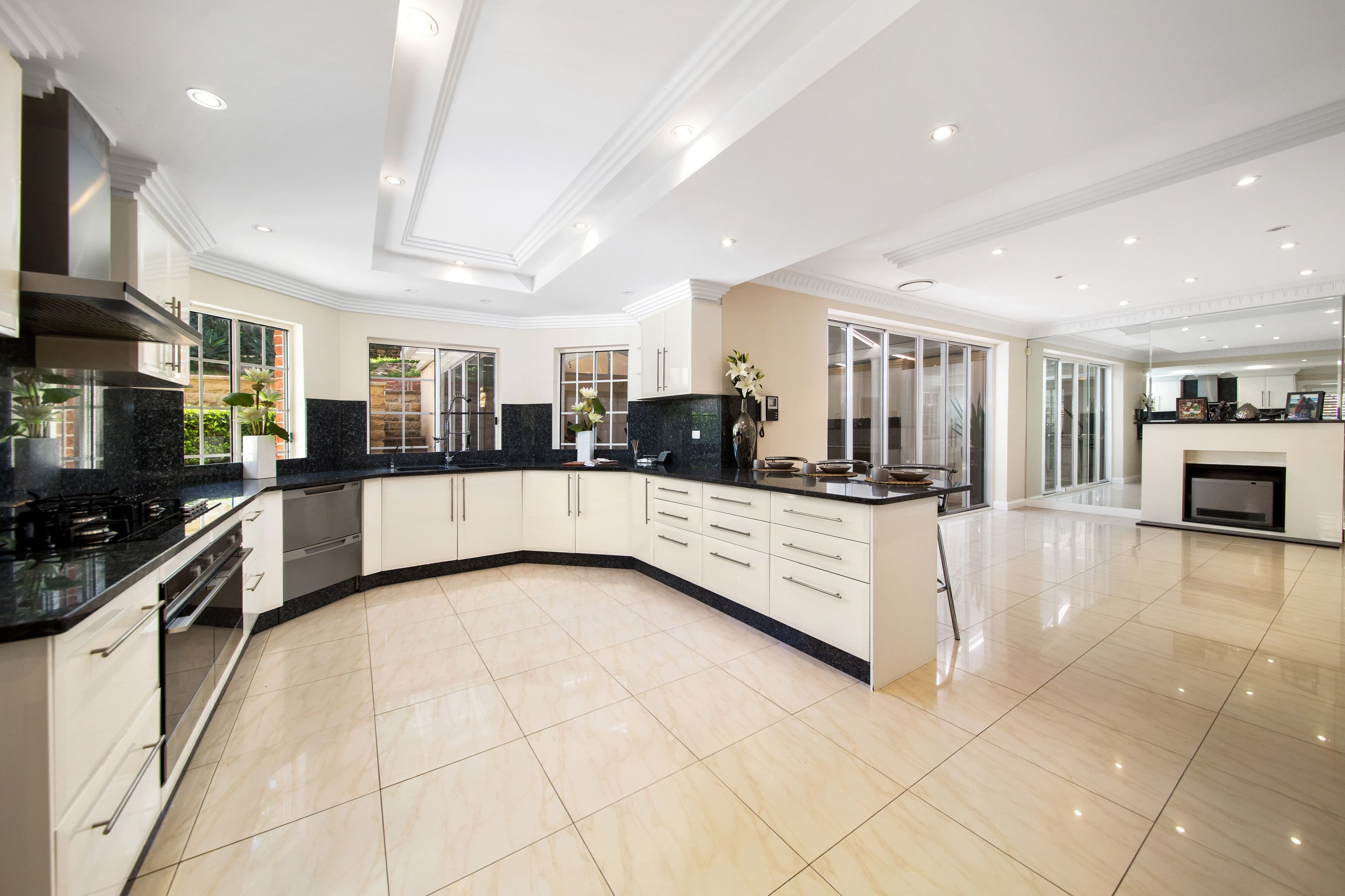 18 Beaumaris Drive, Menai - Thumbnail 4