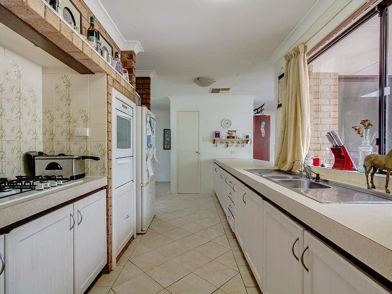 65 Leslie Street, DUDLEY PARK WA 6210, Dudley Park - Thumbnail 6
