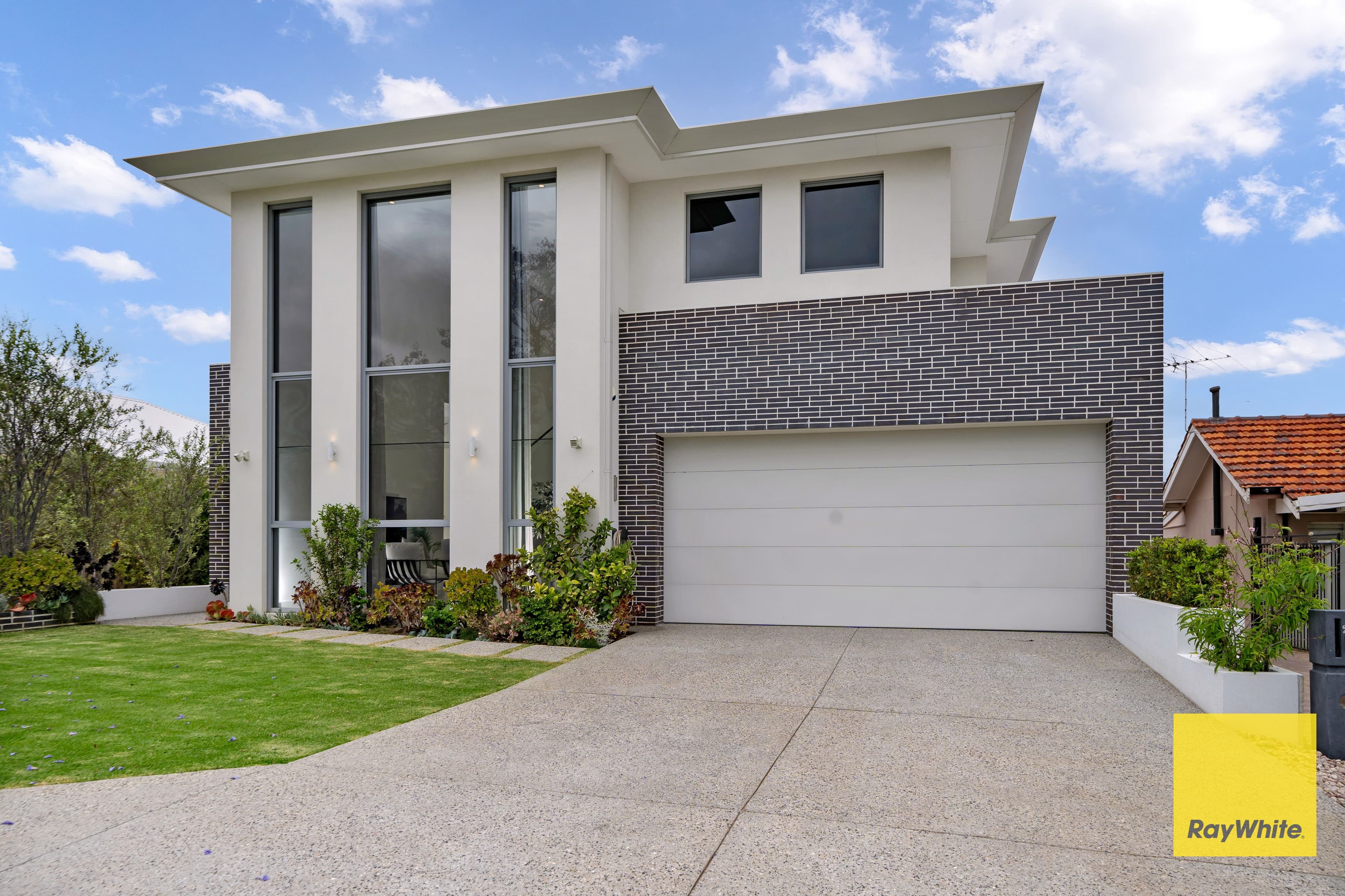 26 Michael Street, Yokine WA 6060, Yokine - Thumbnail 2