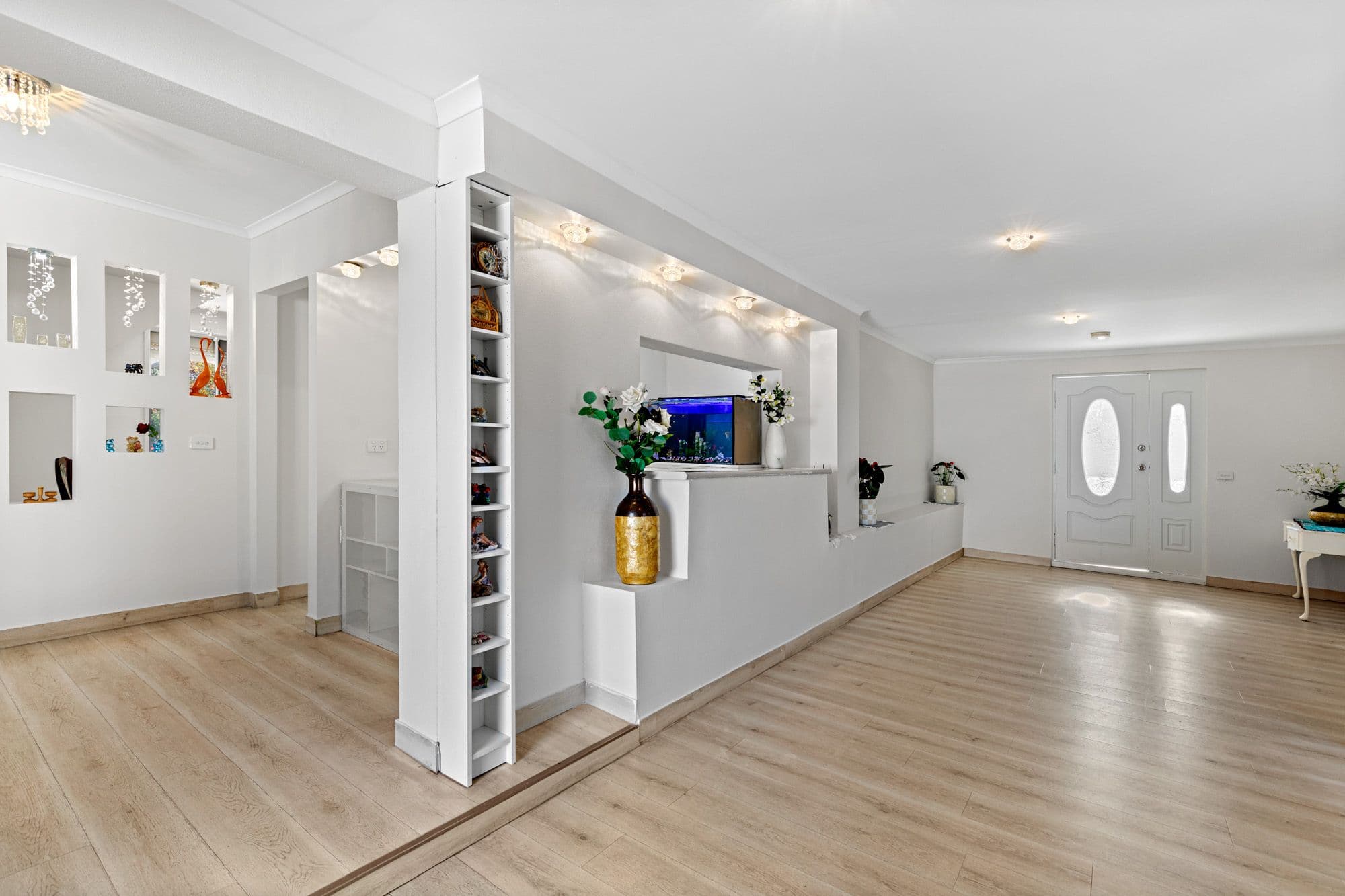 10 Kameruka Court, Werribee VIC 3030, Werribee - Thumbnail 3