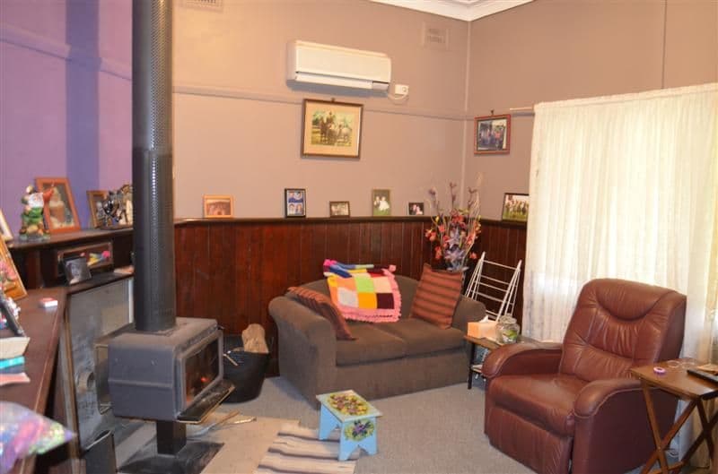 75 Clarke Street, Tumut - Thumbnail 4