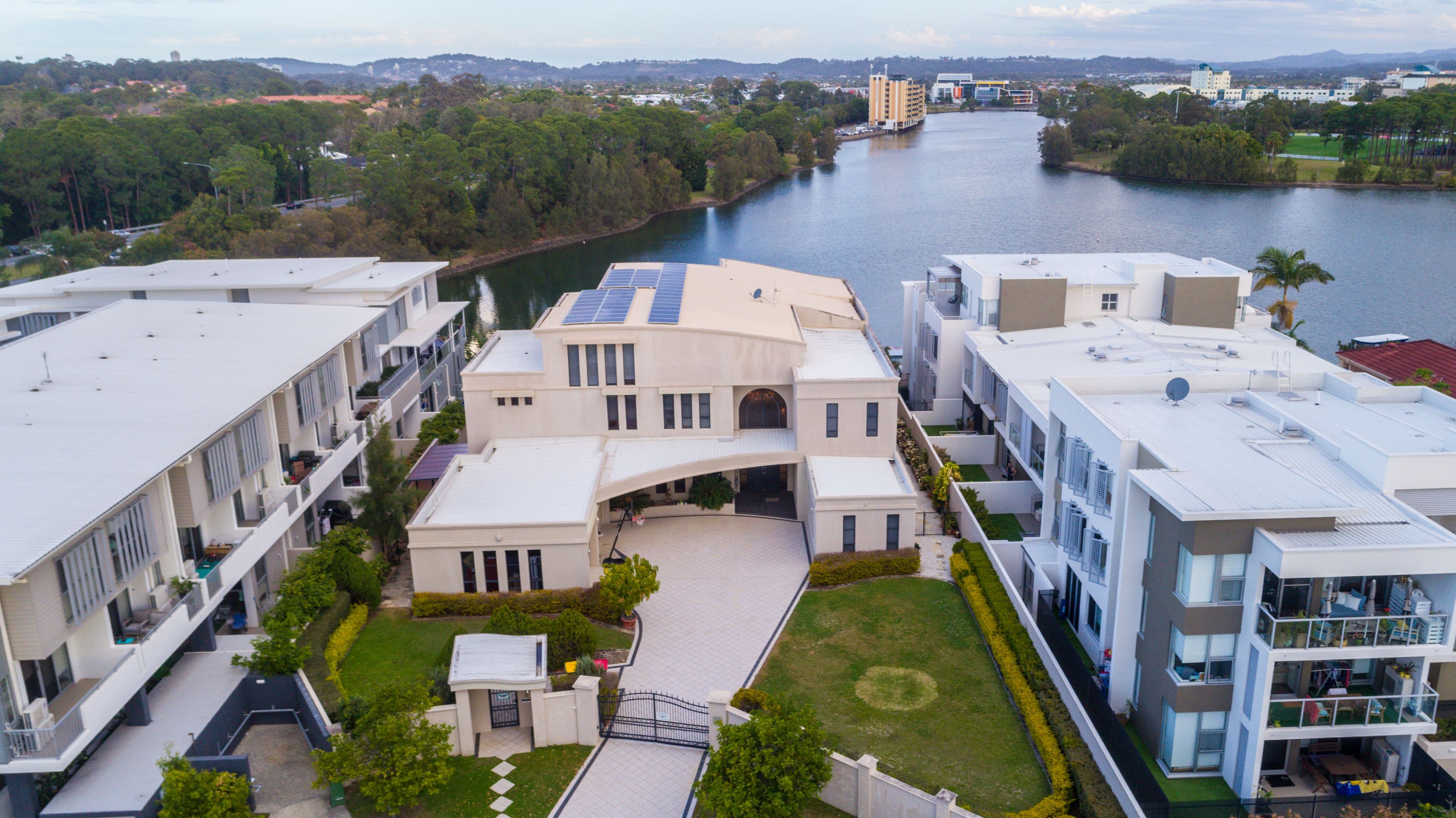 6 Ben Lexcen Place, Robina QLD 4226, Robina - Image 1