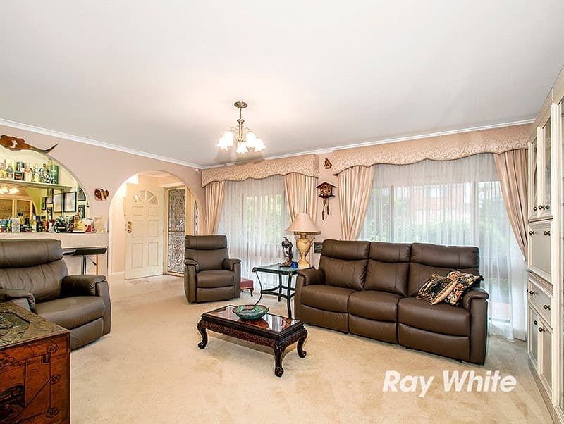 5 Elliott Place, Baulkham Hills - Thumbnail 2