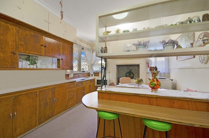 16 Langibanool Avenue, HAMLYN HEIGHTS VIC 3215, Hamlyn Heights - Thumbnail 4