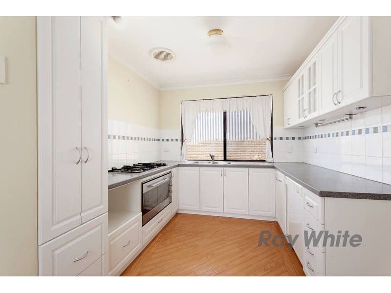 11 Bayliss Road, KARDINYA WA 6163, Kardinya - Thumbnail 2