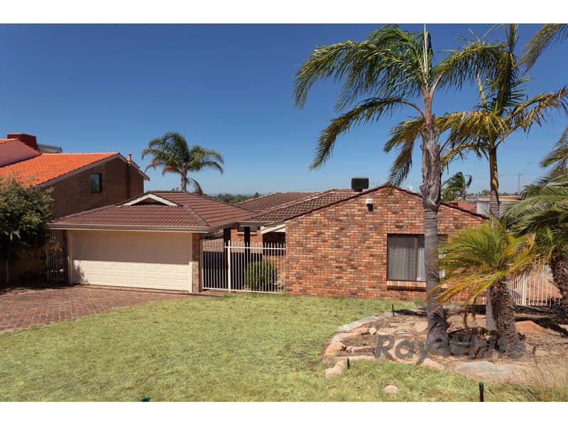 11 Bayliss Road, KARDINYA WA 6163, Kardinya - Thumbnail 4