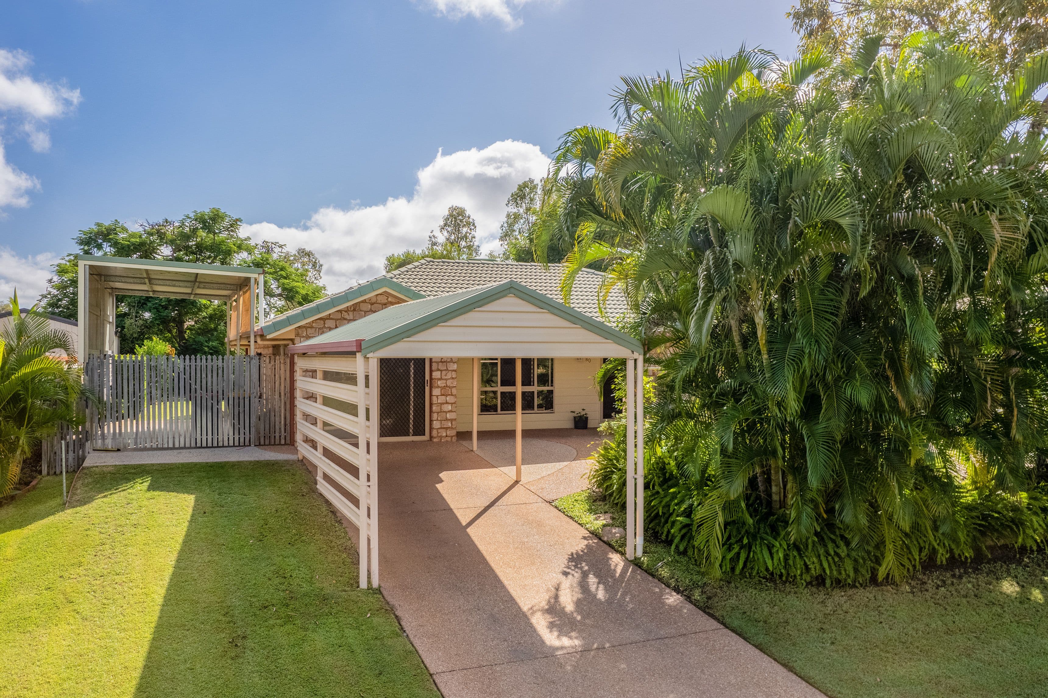 80 Crinum Crescent, Emerald QLD 4720, Emerald - Thumbnail 2