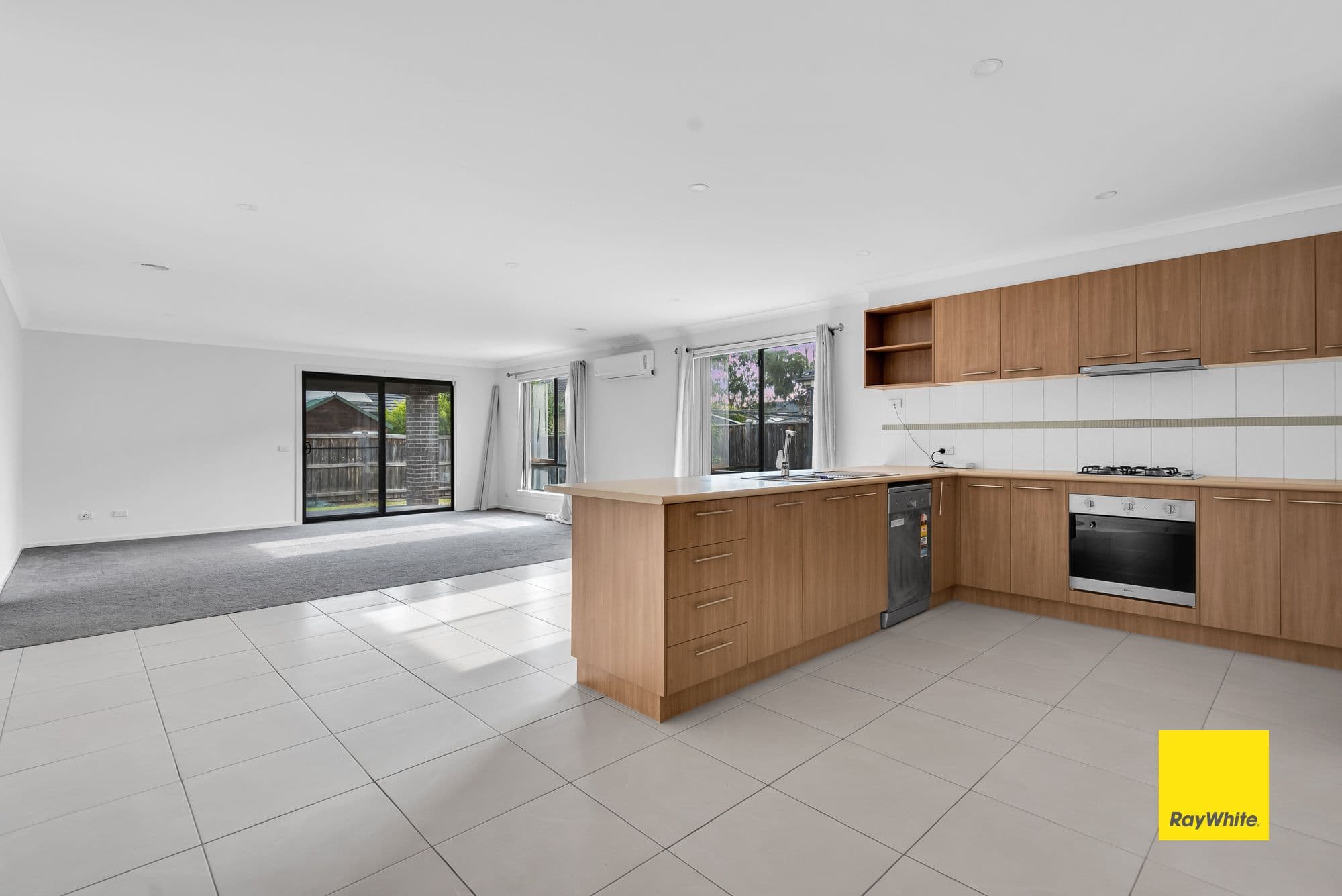 5 Wilma Court, Truganina VIC 3029, Truganina - Thumbnail 5