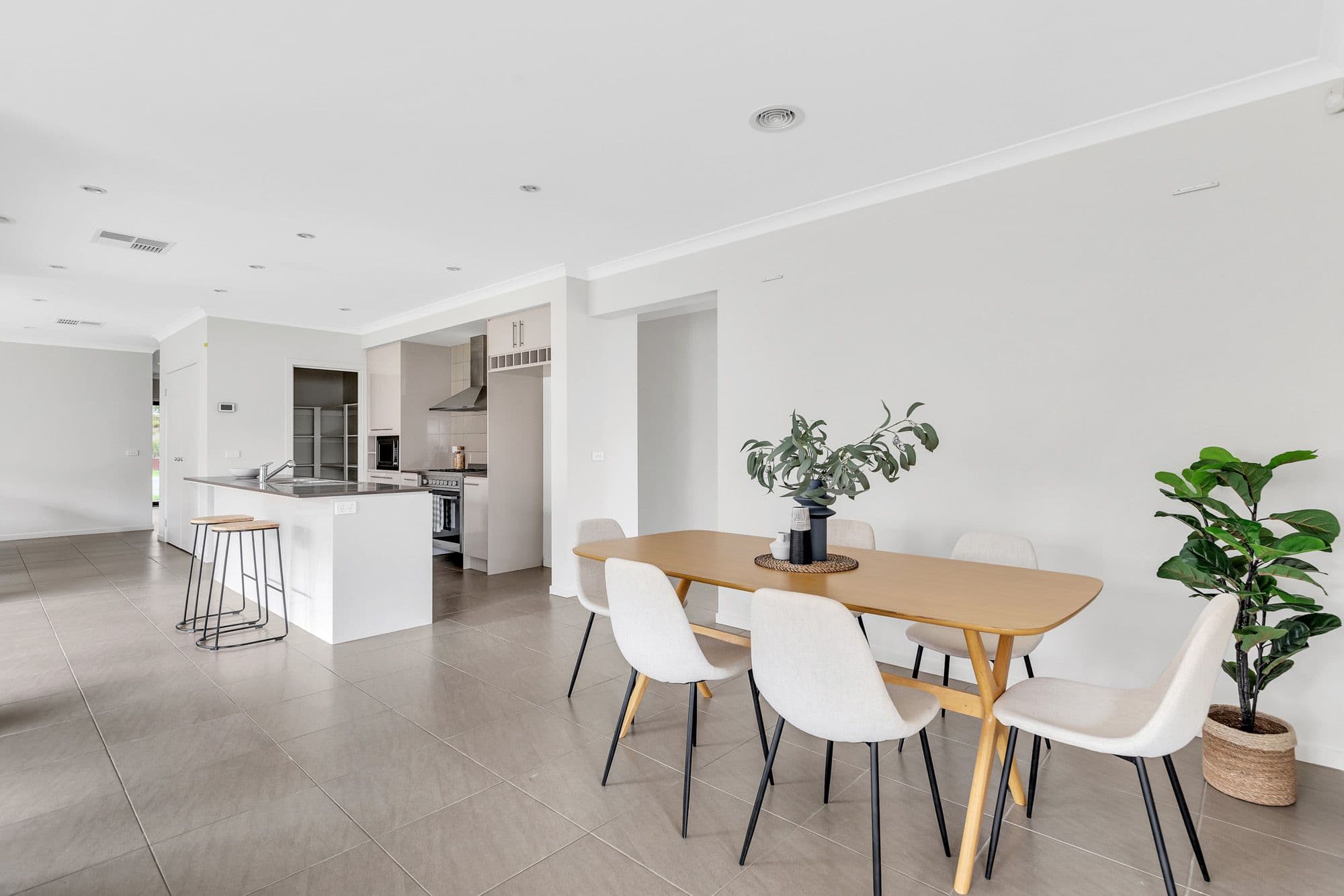 197 Manor Lakes Boulevard, MANOR LAKES VIC 3024, Manor Lakes - Thumbnail 4