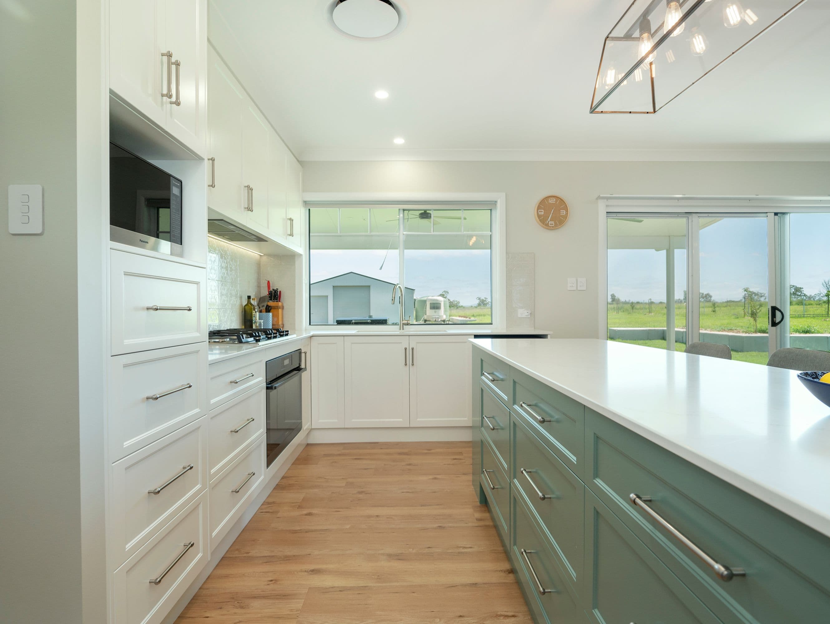22 Daintree Crescent, Meringandan West QLD 4352, Meringandan West - Thumbnail 2