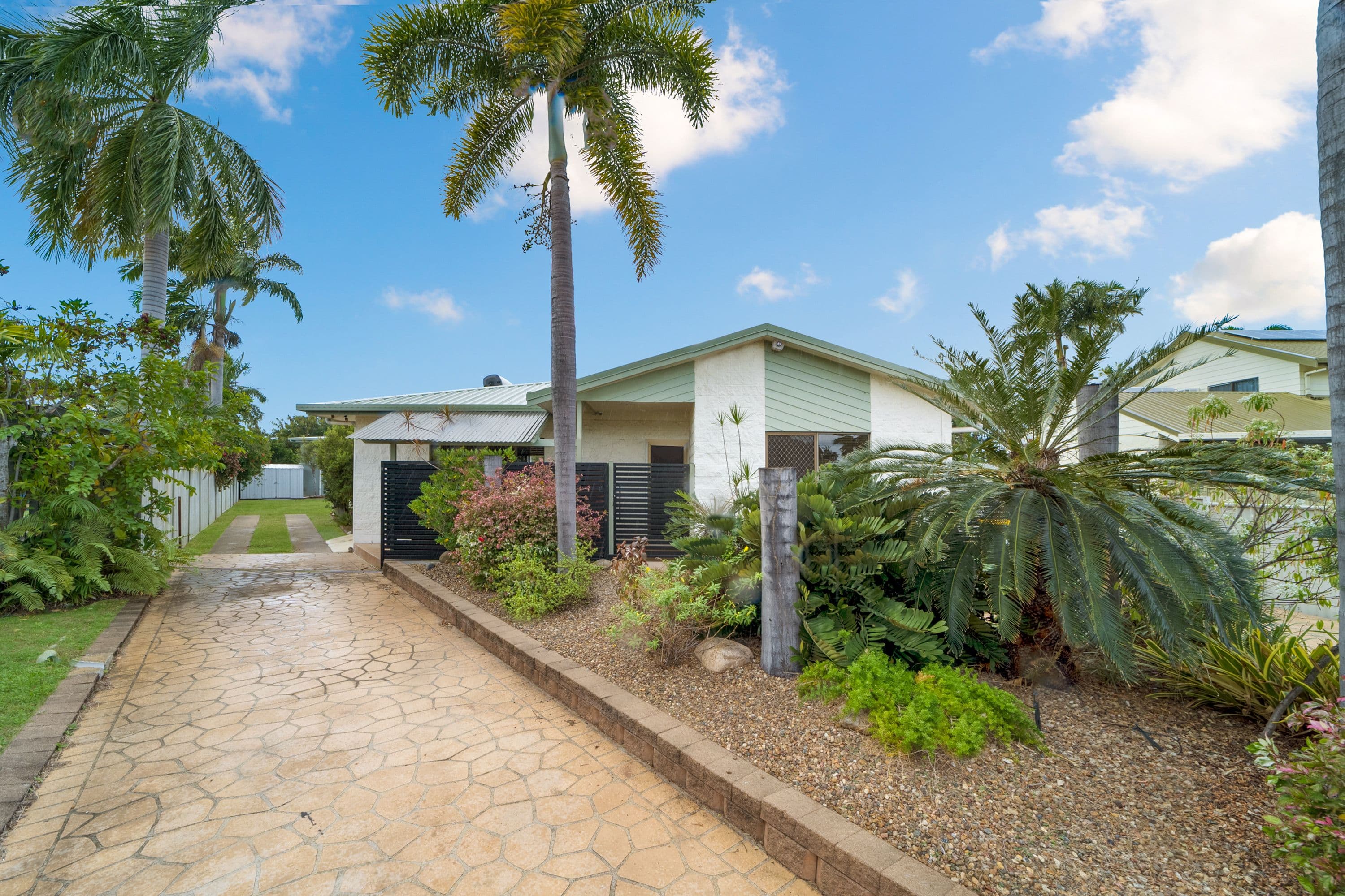88 Whitsunday Drive, Kirwan QLD 4817, Kirwan - Thumbnail 3