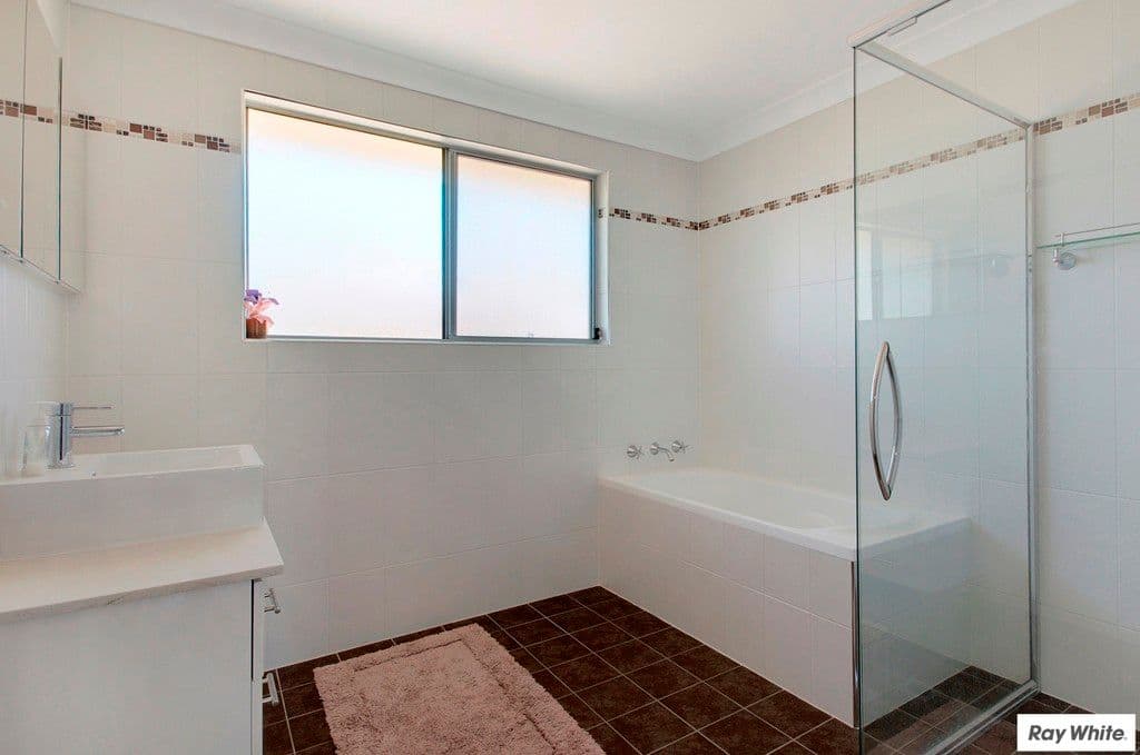 42 York Road, WOONONA NSW 2517, Woonona - Thumbnail 3