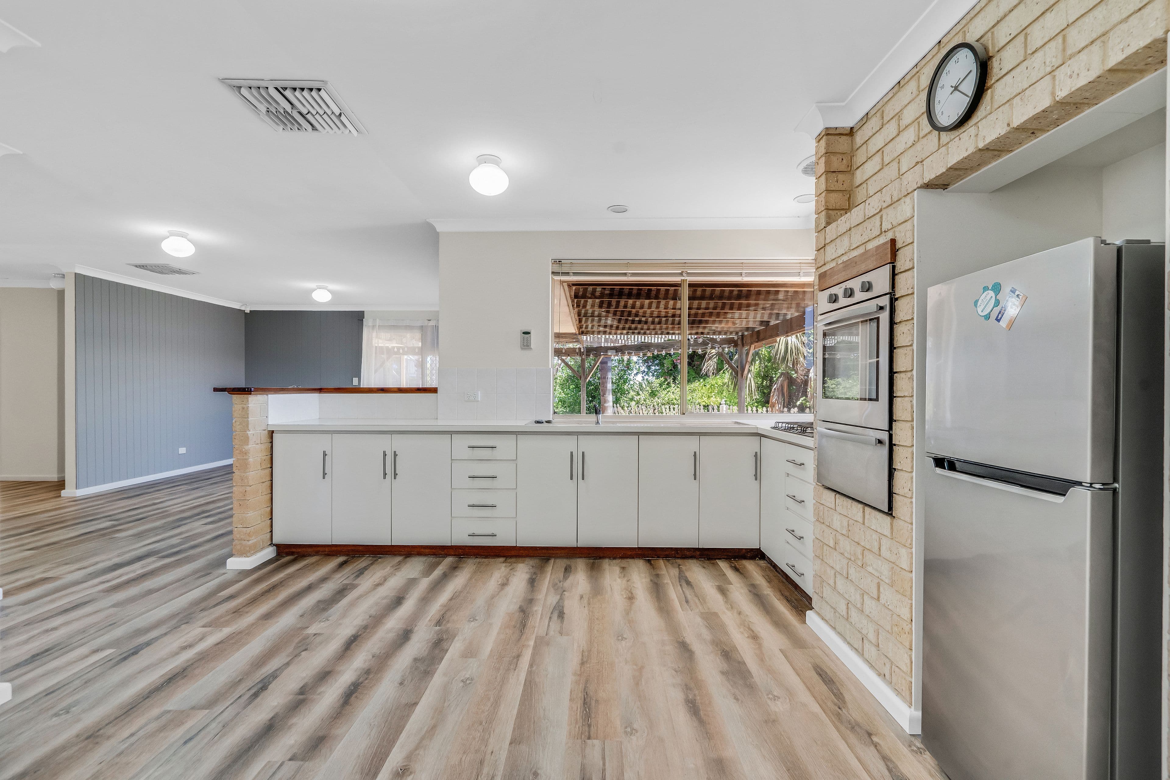 20 Jacana Way, Halls Head WA 6210, Halls Head - Thumbnail 5