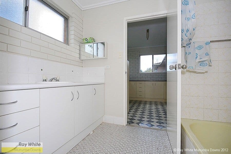 64 Dayboro Road, PETRIE QLD 4502, Petrie - Thumbnail 5