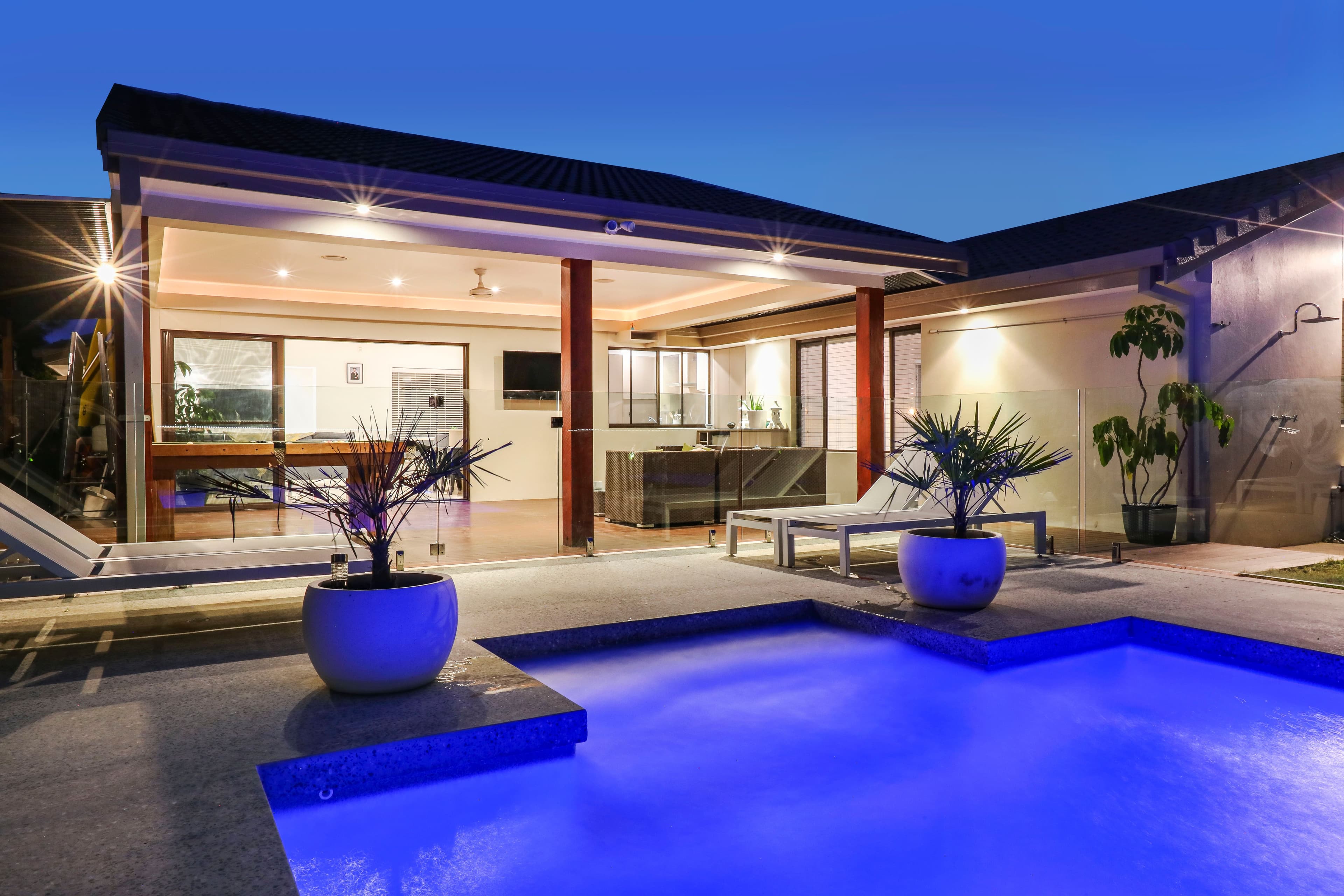 9 Wayfarer Avenue, Mermaid Waters QLD 4218, Mermaid Waters - Thumbnail 2