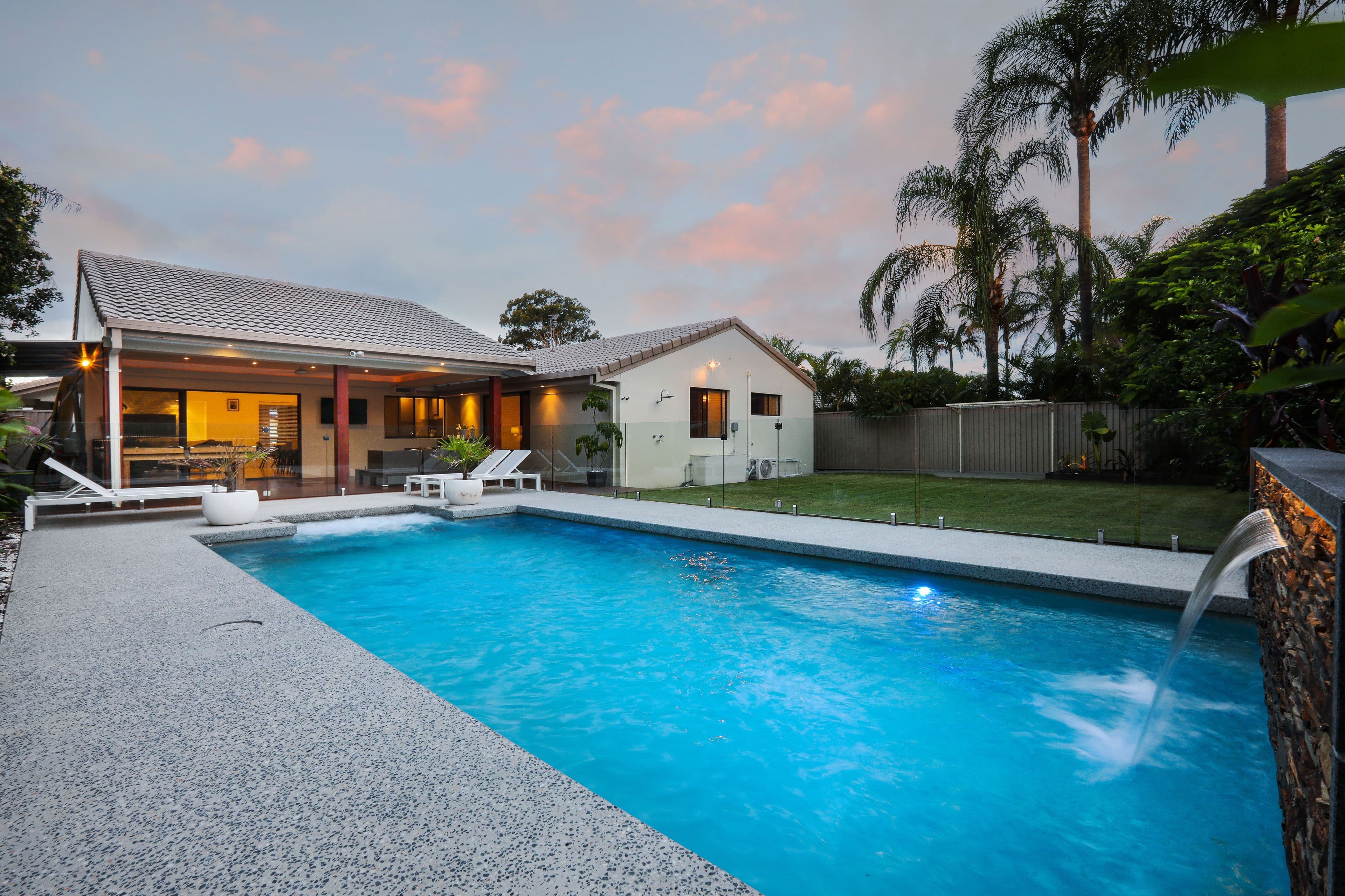 9 Wayfarer Avenue, Mermaid Waters QLD 4218, Mermaid Waters - Thumbnail 3