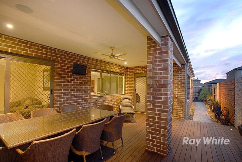 197 Linsell Boulevard, CRANBOURNE EAST VIC 3977, Cranbourne East - Thumbnail 2