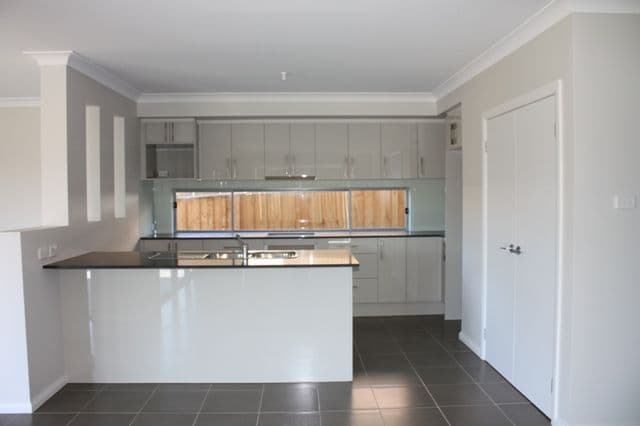 CARNES HILL NSW 2171, Carnes Hill - Thumbnail 6
