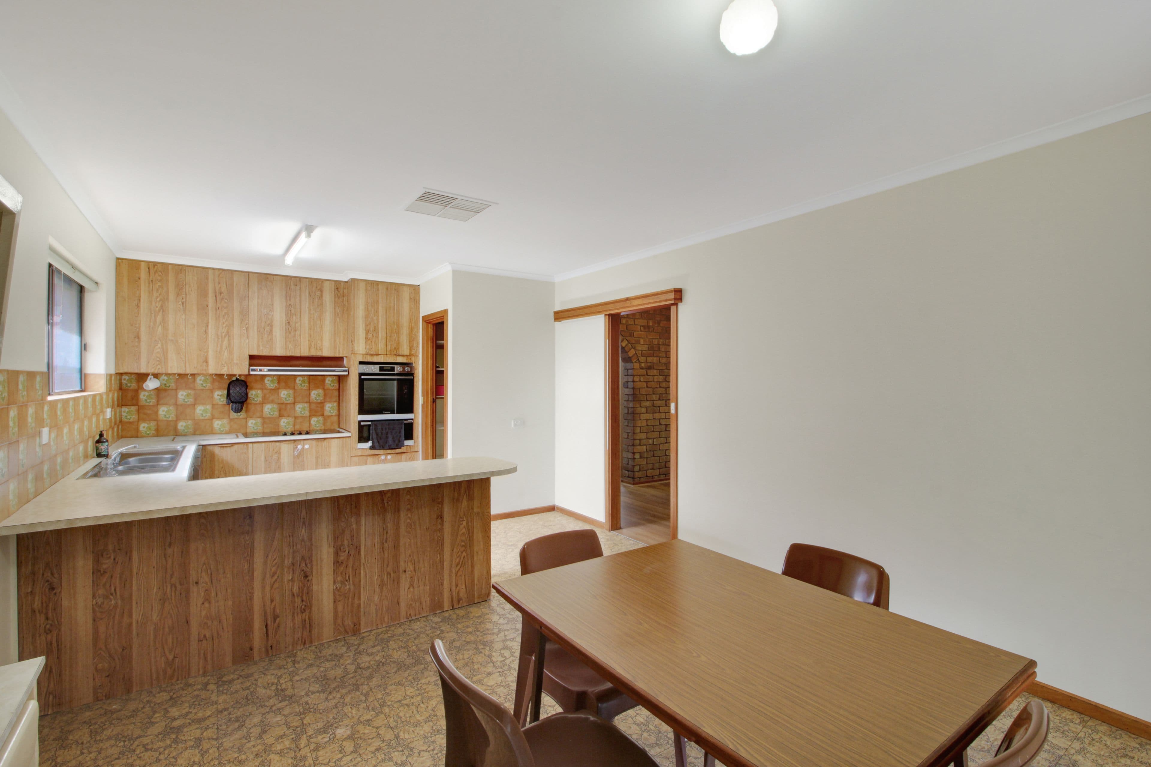 43 Tapio Street, Renmark SA 5341, Renmark - Thumbnail 4