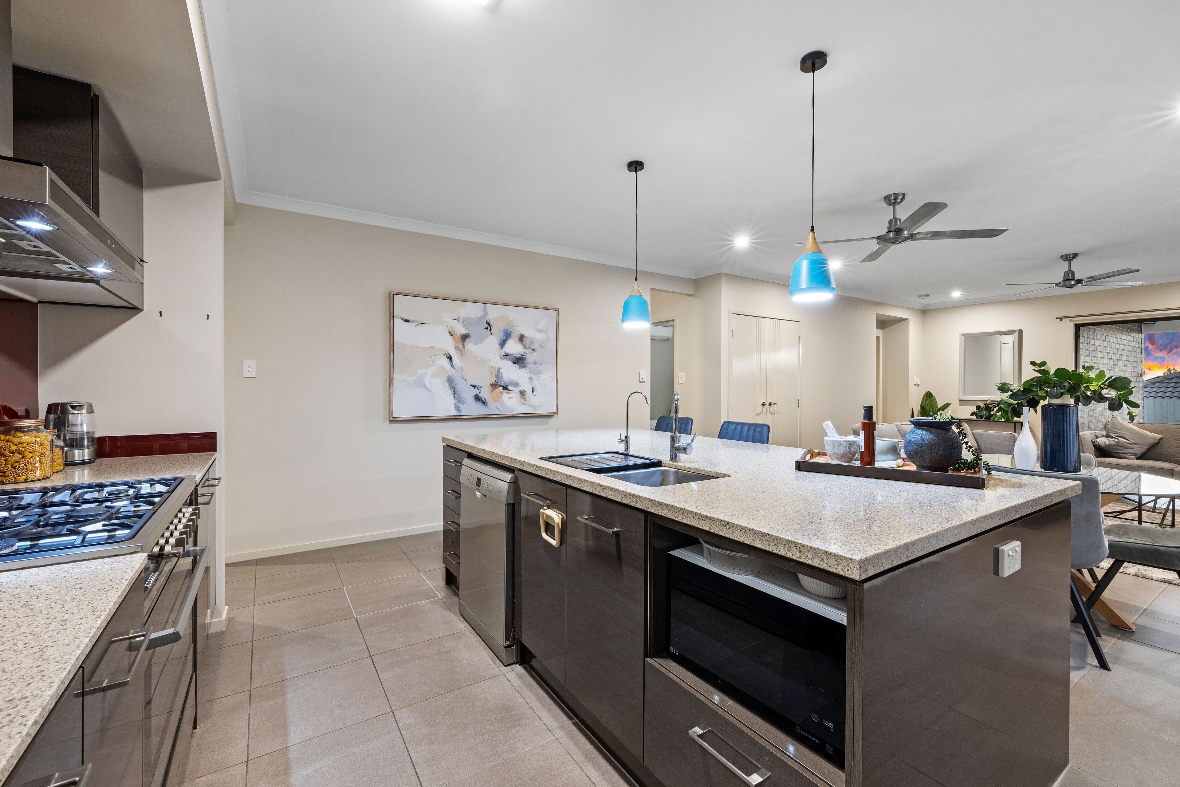 104 Daydream Crescent, Springfield Lakes QLD 4300, Springfield Lakes - Thumbnail 4