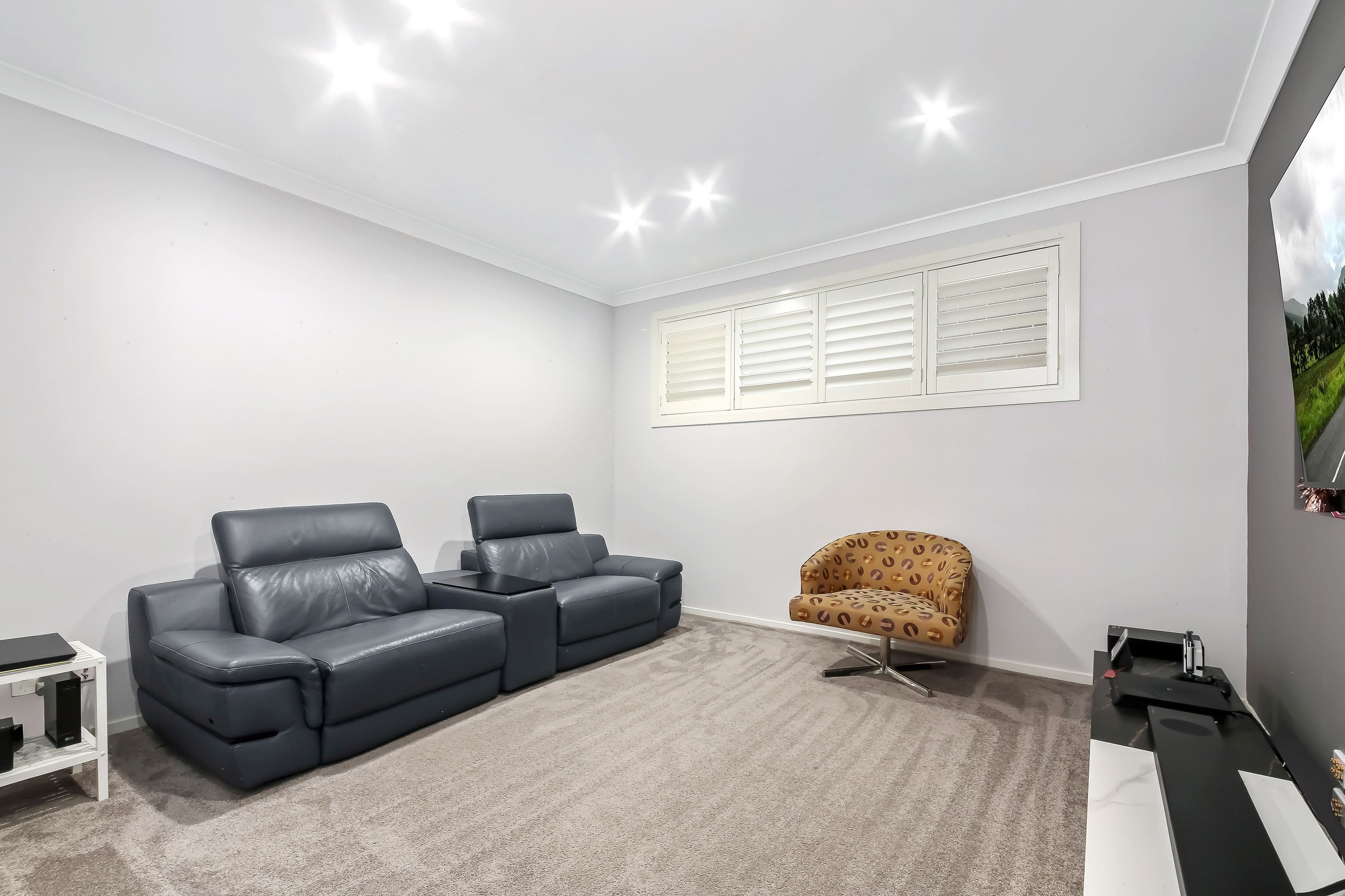 51 Jones Avenue, Potts Hill NSW 2143, Potts Hill - Thumbnail 5