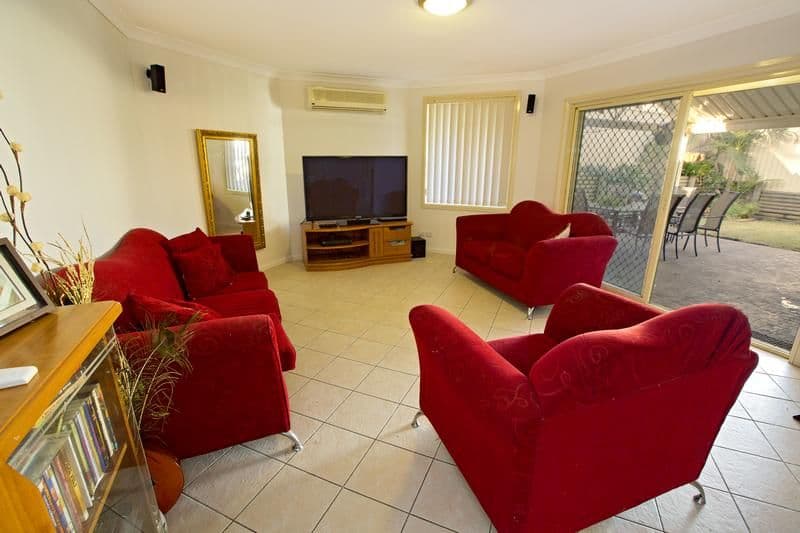 WEST HOXTON NSW 2171, West Hoxton - Thumbnail 5