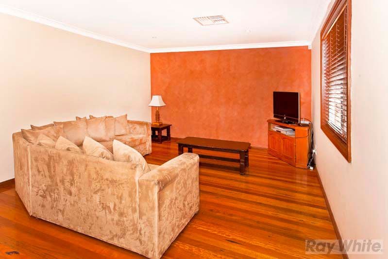 2  Coen Close, BOSSLEY PARK NSW 2176, Bossley Park - Thumbnail 7