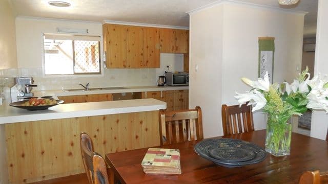 6 Ash Street, SLADE POINT QLD 4740, Slade Point - Thumbnail 4