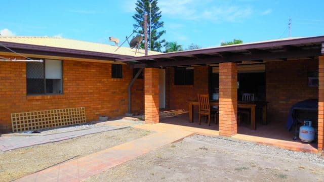6 Ash Street, SLADE POINT QLD 4740, Slade Point - Thumbnail 6