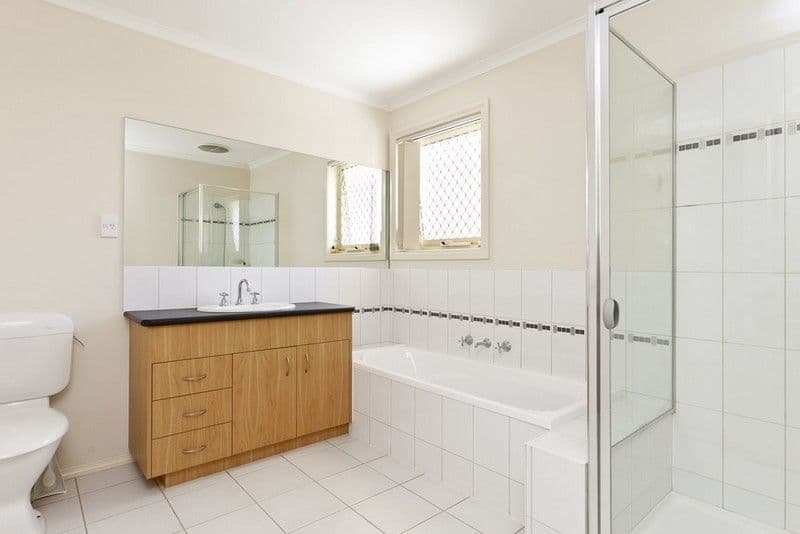 10 Wyndham Place, ROWVILLE VIC 3178, Rowville - Thumbnail 4